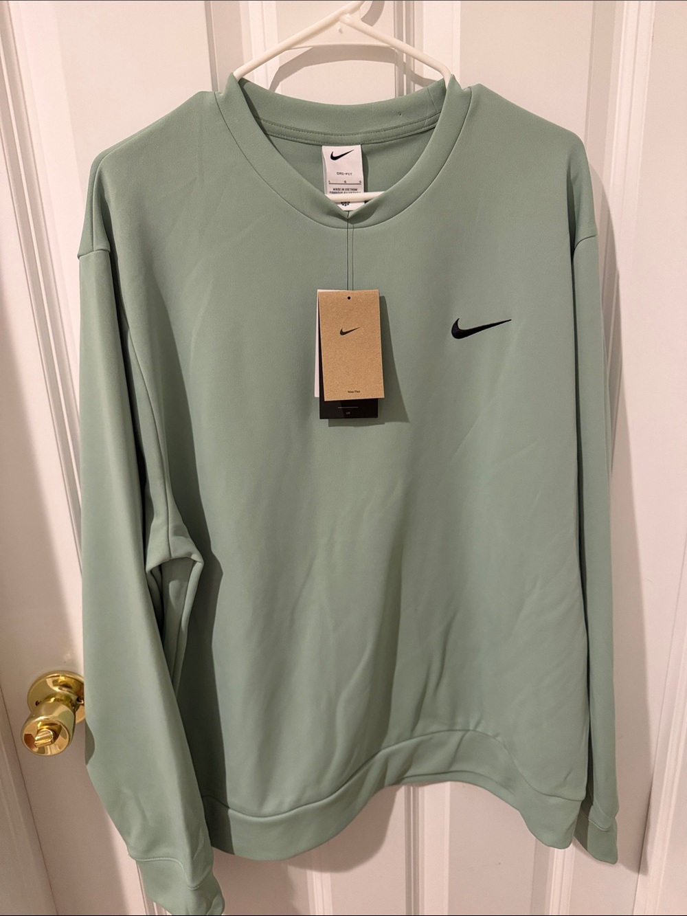 Nike Men's Sage Green Dri-fit Crew Sweatshirt
